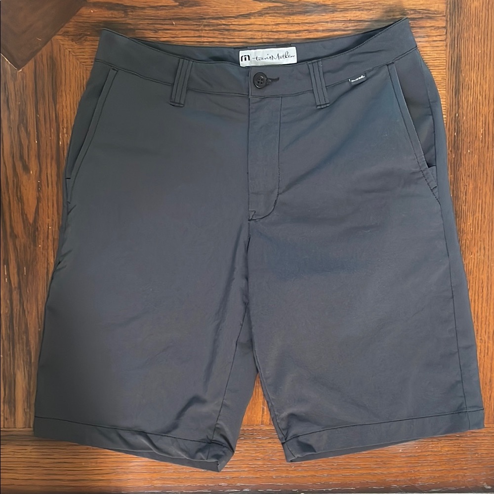 Travis Mathew  Flat Front Shorts Lightweight Casual